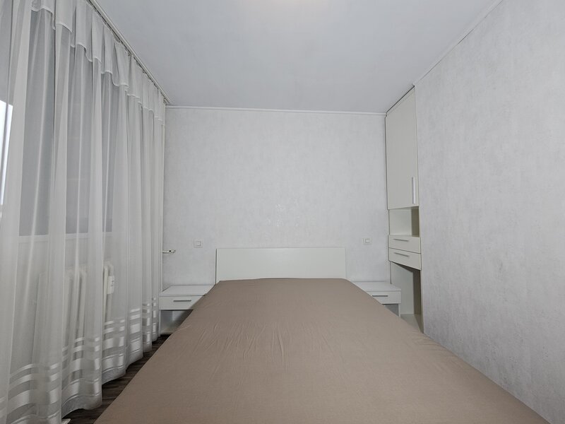 Dimitrie Cantemir, Unirii, Tineretului,