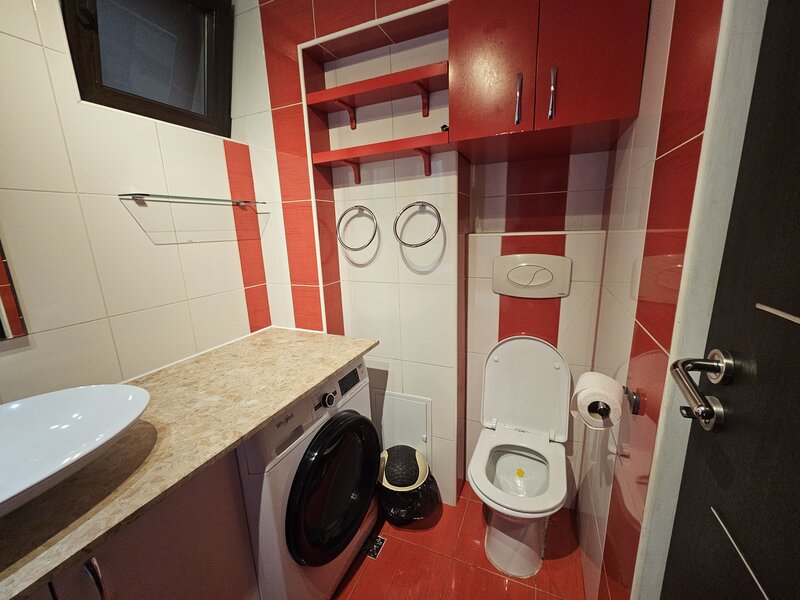 Dimitrie Cantemir, Unirii, Tineretului,